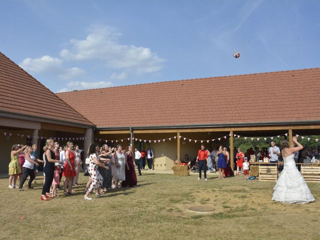 Le mariage de Kevin et Félicia à Crisolles, Oise 38