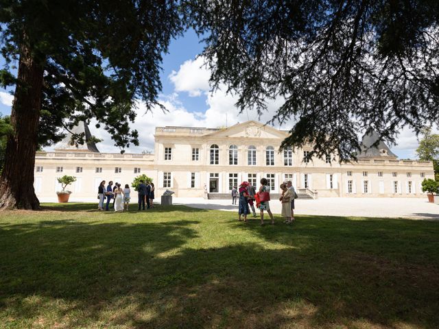 Le mariage de Thibault et Amandine à Gradignan, Gironde 3