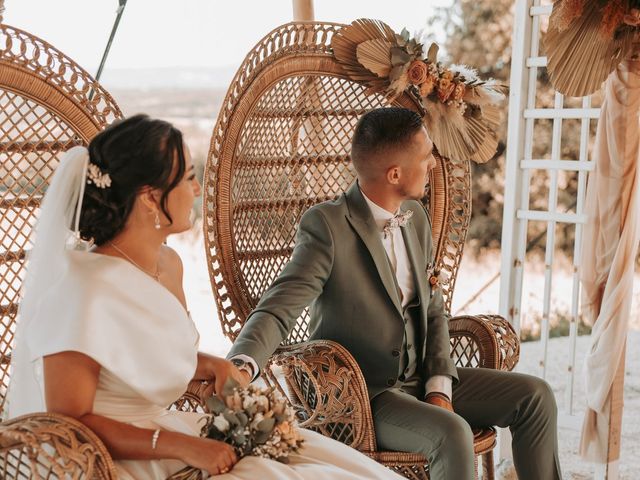 Le mariage de Jérémie  et Esther  à Grignan, Drôme 8