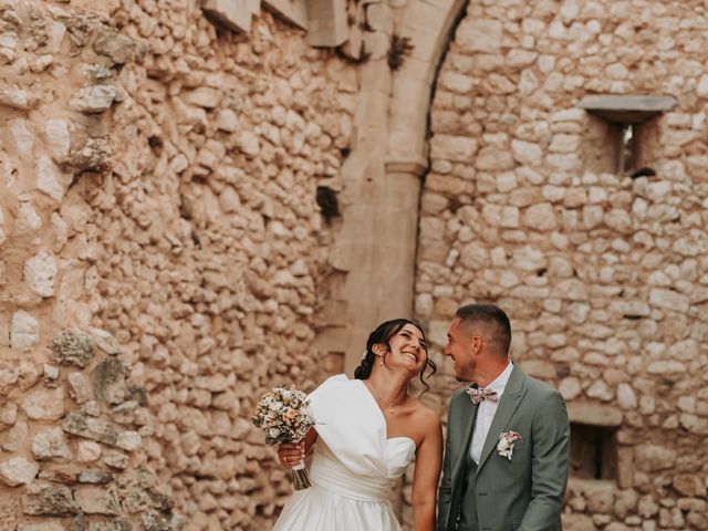 Le mariage de Jérémie  et Esther  à Grignan, Drôme 11