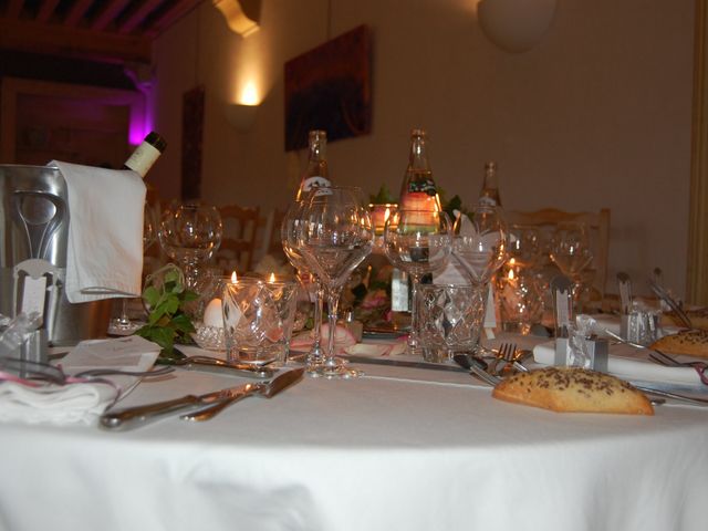 Le mariage de Frédéric et Claire à Le Perréon, Rhône 42