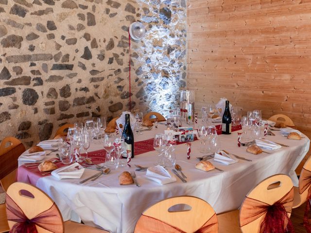 Le mariage de Christophe et Lysiane à Mirefleurs, Puy-de-Dôme 32