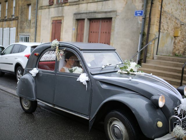 Le mariage de Arnaud et Ambre à Brieulles-sur-Bar, Ardennes 8