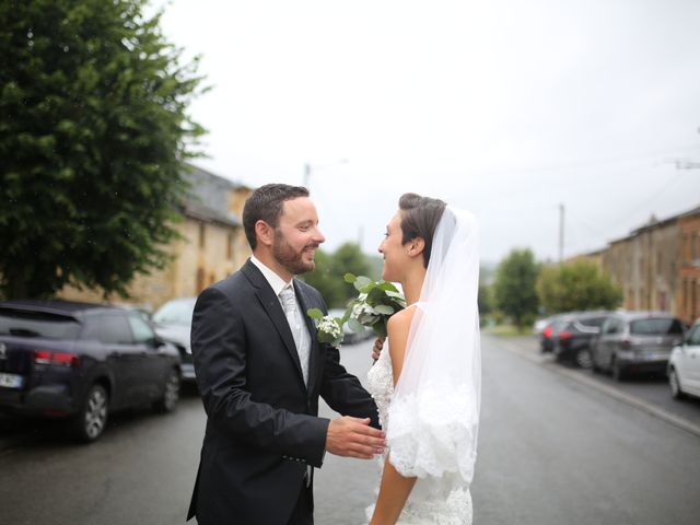 Le mariage de Arnaud et Ambre à Brieulles-sur-Bar, Ardennes 15