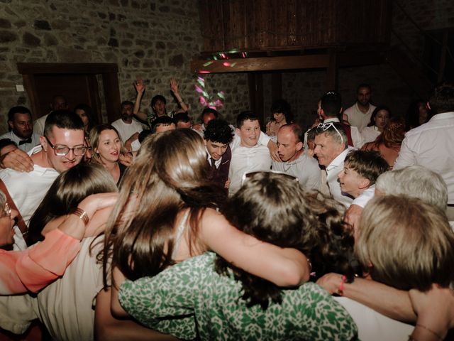 Le mariage de Maxime et Jade à Chauffailles, Saône et Loire 302