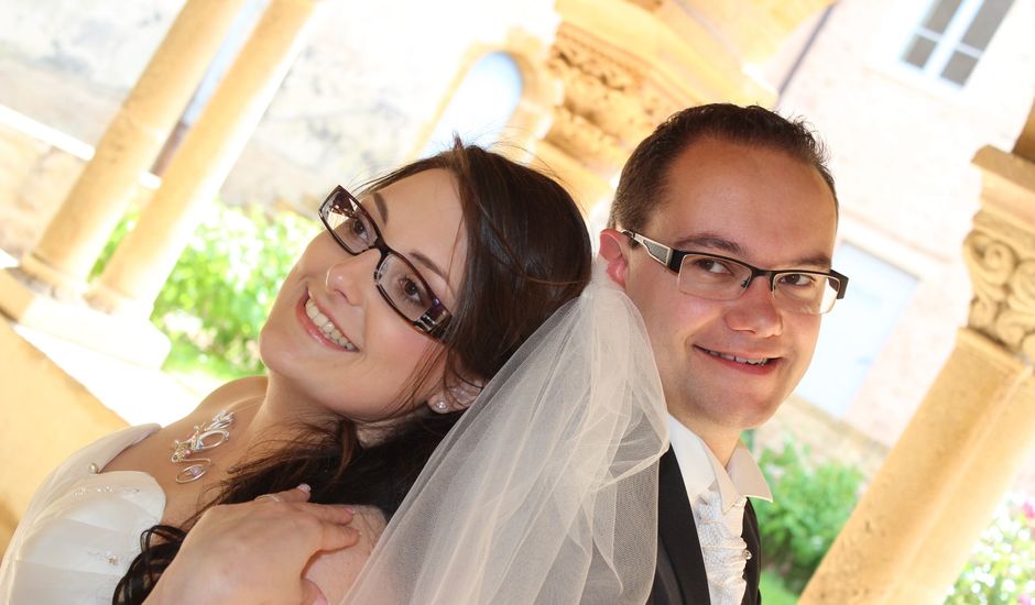 Le mariage de Frédéric et Claire à Le Perréon, Rhône