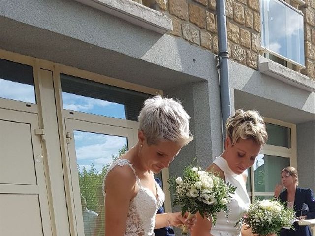 Le mariage de Rebecca et Emmeline à Ayen, Corrèze 9