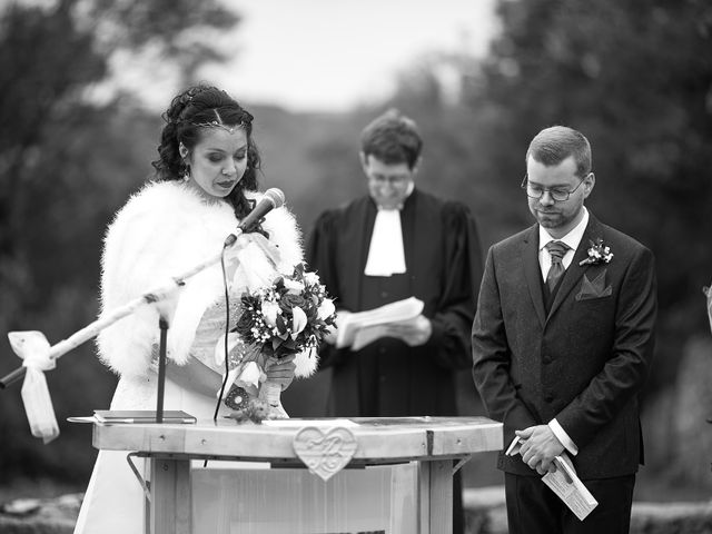 Le mariage de Jean-Baptiste et Kanellina à Saint-Romain-d&apos;Ay, Ardèche 29