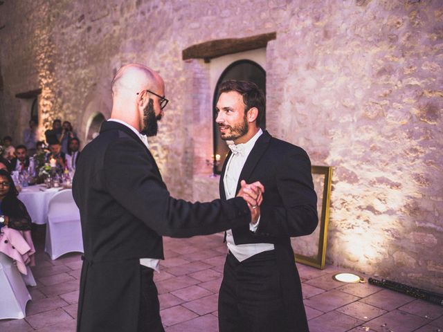 Le mariage de Olivier et Nicolas à Reims, Marne 85