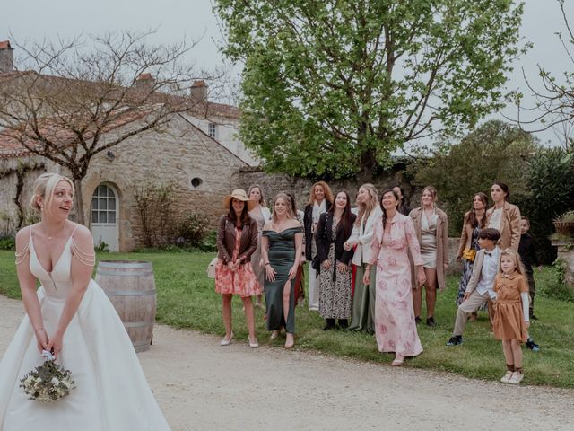 Le mariage de Kenny et Gwladys à Saint-Laurent-de-la-Prée, Charente Maritime 37