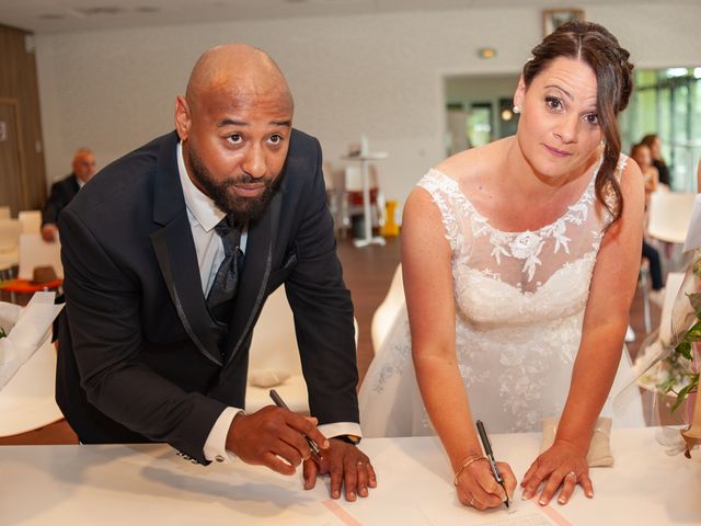 Le mariage de Yohann et Séverine à Saint-Quentin-Fallavier, Isère 6
