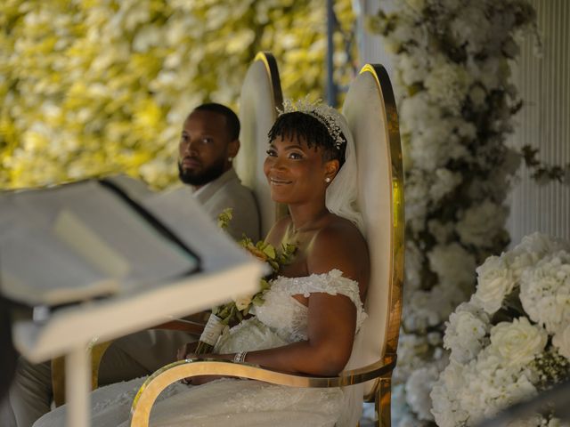 Le mariage de Makenston et Valérie à Pierrefitte-sur-Seine, Seine-Saint-Denis 37