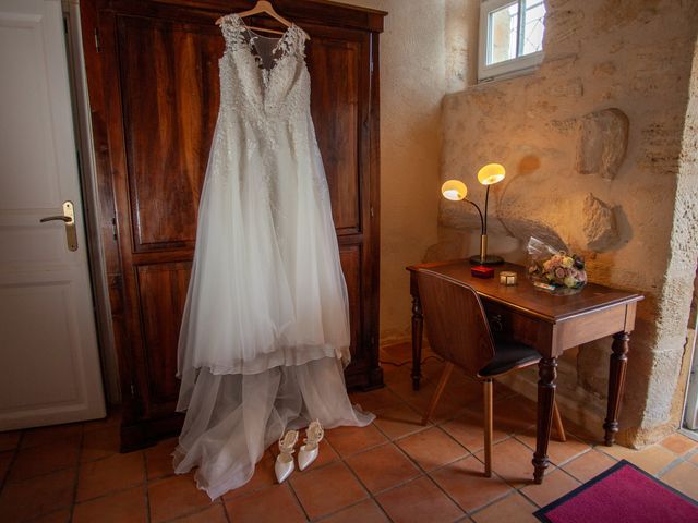 Le mariage de Thomas et Laetitia à Saint-Vincent-de-Pertignas, Gironde 5