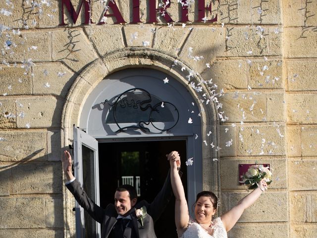 Le mariage de Thomas et Laetitia à Saint-Vincent-de-Pertignas, Gironde 17