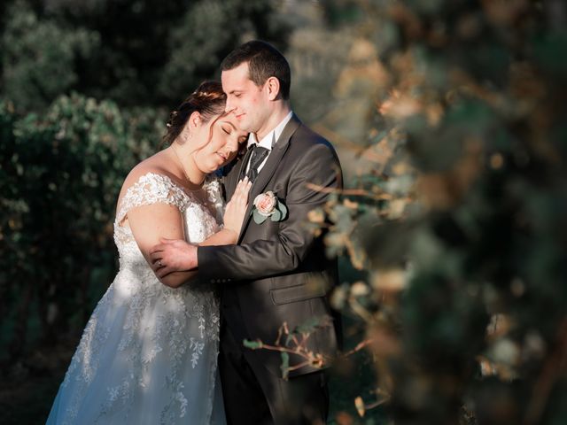 Le mariage de Thomas et Laetitia à Saint-Vincent-de-Pertignas, Gironde 32