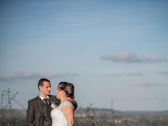 Le mariage de Thomas et Laetitia à Saint-Vincent-de-Pertignas, Gironde 41