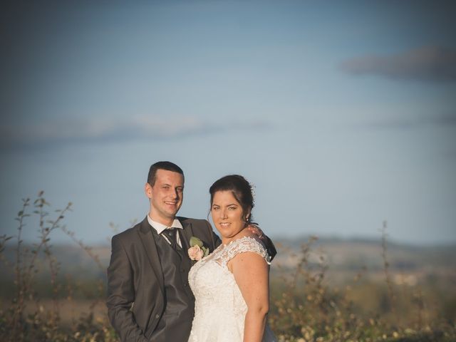 Le mariage de Thomas et Laetitia à Saint-Vincent-de-Pertignas, Gironde 43