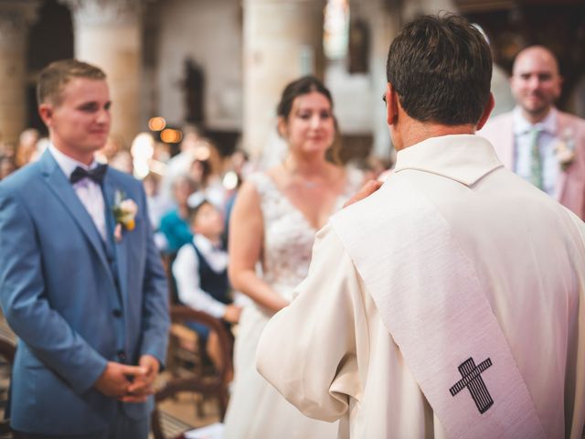 Le mariage de Aymeric et Laurine à Saint-Jean-d'Angély, Charente Maritime 22