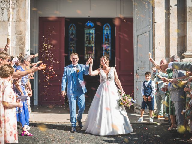 Le mariage de Aymeric et Laurine à Saint-Jean-d'Angély, Charente Maritime 29