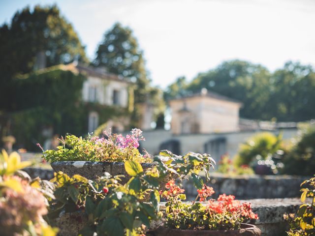 Le mariage de Aymeric et Laurine à Saint-Jean-d'Angély, Charente Maritime 32