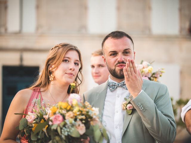 Le mariage de Aymeric et Laurine à Saint-Jean-d'Angély, Charente Maritime 39