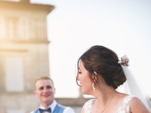 Le mariage de Aymeric et Laurine à Saint-Jean-d'Angély, Charente Maritime 44