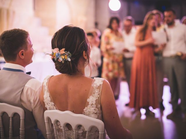 Le mariage de Aymeric et Laurine à Saint-Jean-d'Angély, Charente Maritime 59