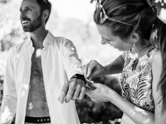 Le mariage de Damien et Bérengère à Saint-Alban-de-Montbel, Savoie 5