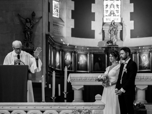 Le mariage de Damien et Bérengère à Saint-Alban-de-Montbel, Savoie 18