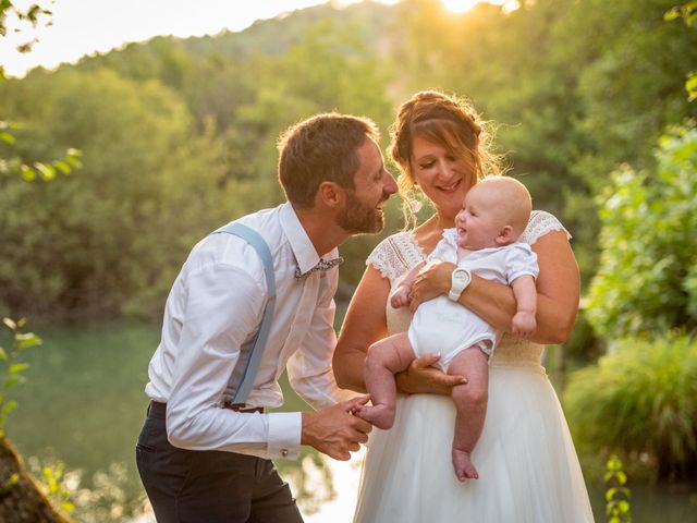 Le mariage de Damien et Bérengère à Saint-Alban-de-Montbel, Savoie 43