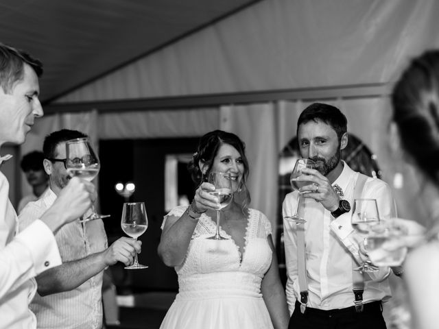 Le mariage de Damien et Bérengère à Saint-Alban-de-Montbel, Savoie 54