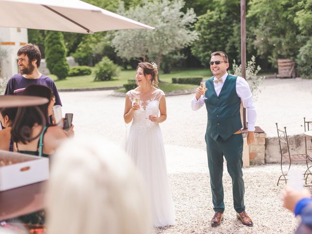 Le mariage de Guillaume et Clémentine à Orgon, Bouches-du-Rhône 9