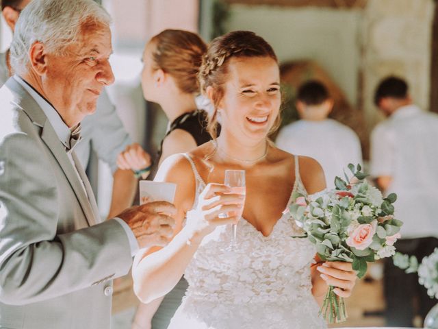 Le mariage de Christelle et Benjamin à Missy-sur-Aisne, Aisne 90