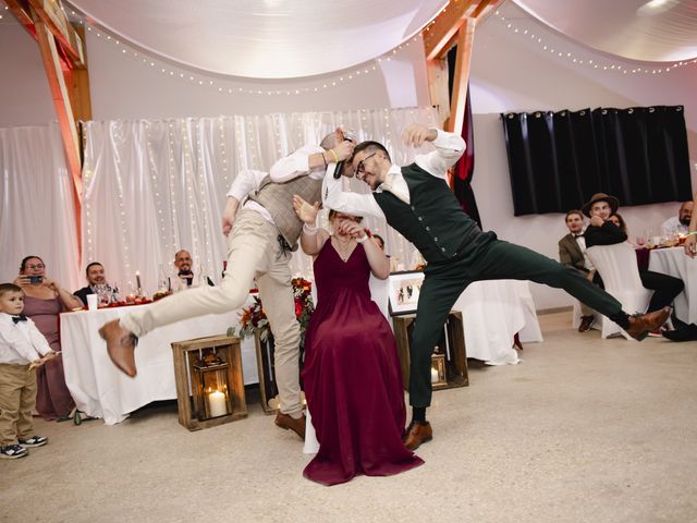 Le mariage de Jimmy et Marina à Saint Martin la Pallu, Vienne 56