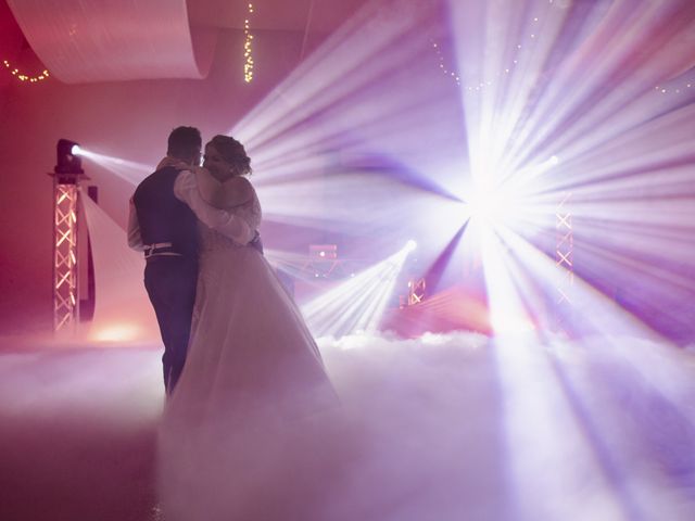 Le mariage de Jimmy et Marina à Saint Martin la Pallu, Vienne 1