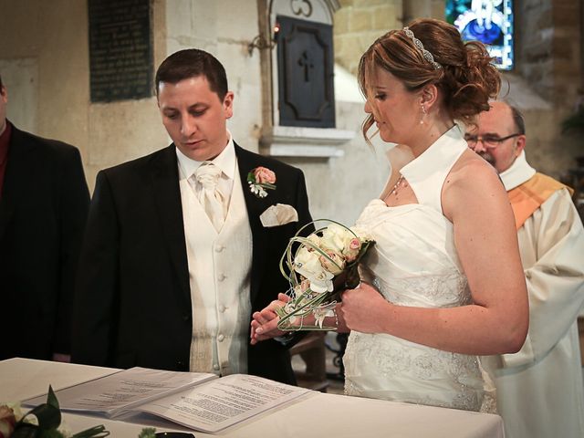 Le mariage de Julie et Vincent à Cormontreuil, Marne 22