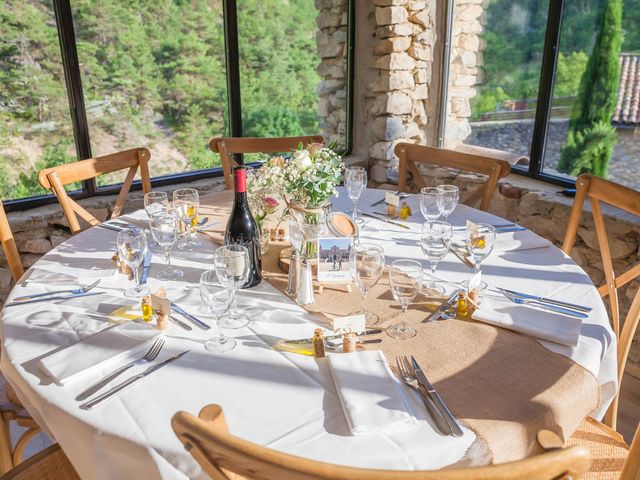 Le mariage de Bernard et Cyrielle à Nyons, Drôme 20