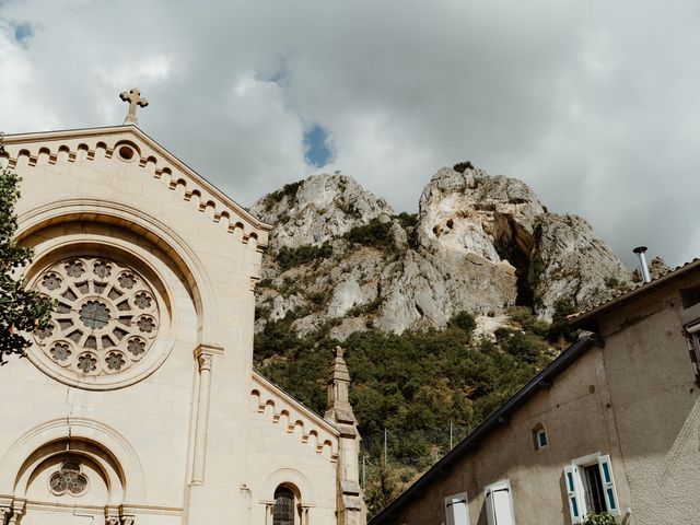 Le mariage de Adrien et Marie à Beauregard-Baret, Drôme 49