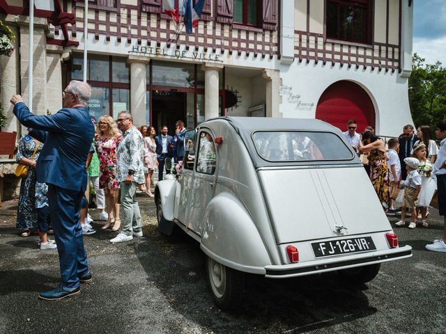 Le mariage de Romain et Fanny à Biscarrosse, Landes 98