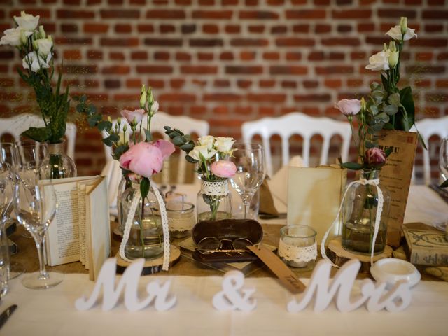 Le mariage de Christophe et Cindy à Le Maisnil, Nord 32