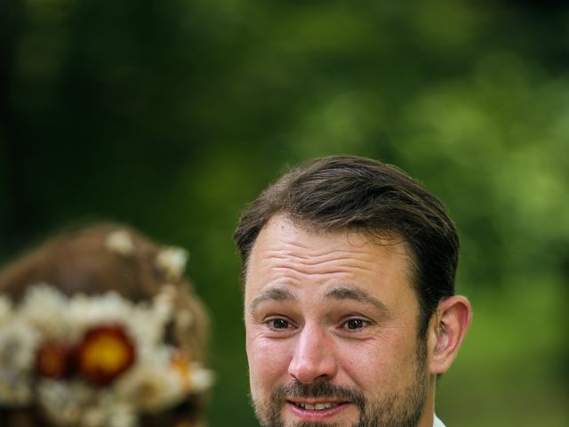 Le mariage de Sander et Lot à Ayen, Corrèze 13