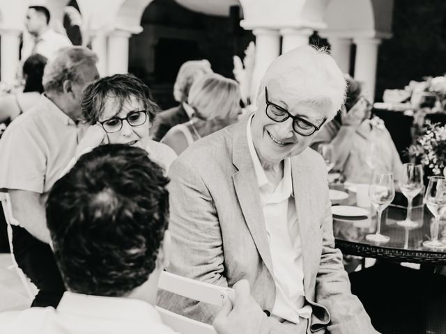 Le mariage de Yann et Gaëlla à Barsac, Gironde 77