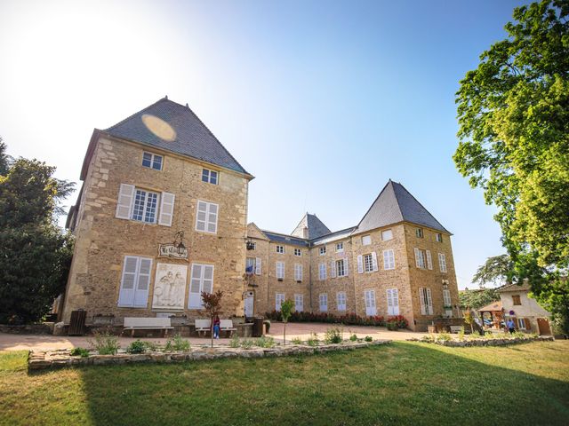 Le mariage de Bastien et Charlène à Villié-Morgon, Rhône 28