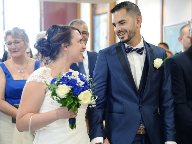 Le mariage de Julien et Charlotte à Appoigny, Yonne 10