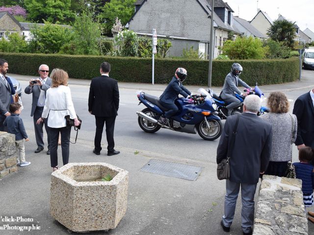 Le mariage de Romain et Coralie à Créhen, Côtes d&apos;Armor 17