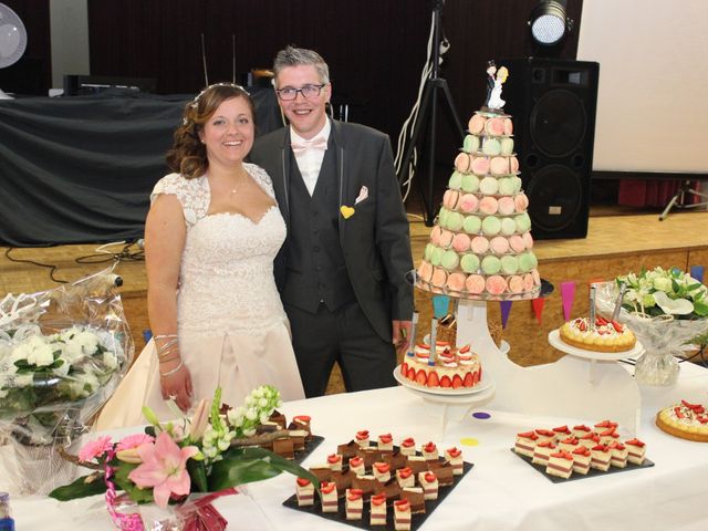 Le mariage de Romain et Coralie à Créhen, Côtes d&apos;Armor 61