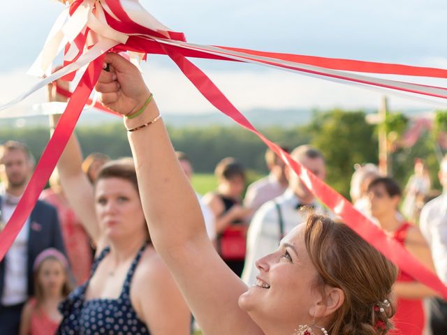 Le mariage de Pascal et Sandrine à Lapalisse, Allier 19