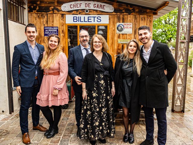 Le mariage de Sébastien et Delphine à Rosny-sur-Seine, Yvelines 14