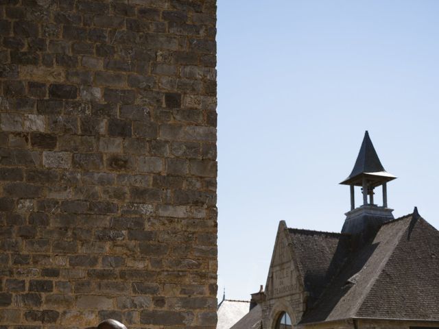 Le mariage de Traoré et Camille à Châteaubourg, Ardèche 8