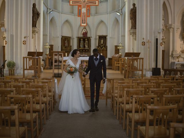 Le mariage de Traoré et Camille à Châteaubourg, Ardèche 11